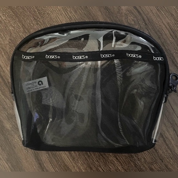 Makeup bag bundle - Picture 6 of 8